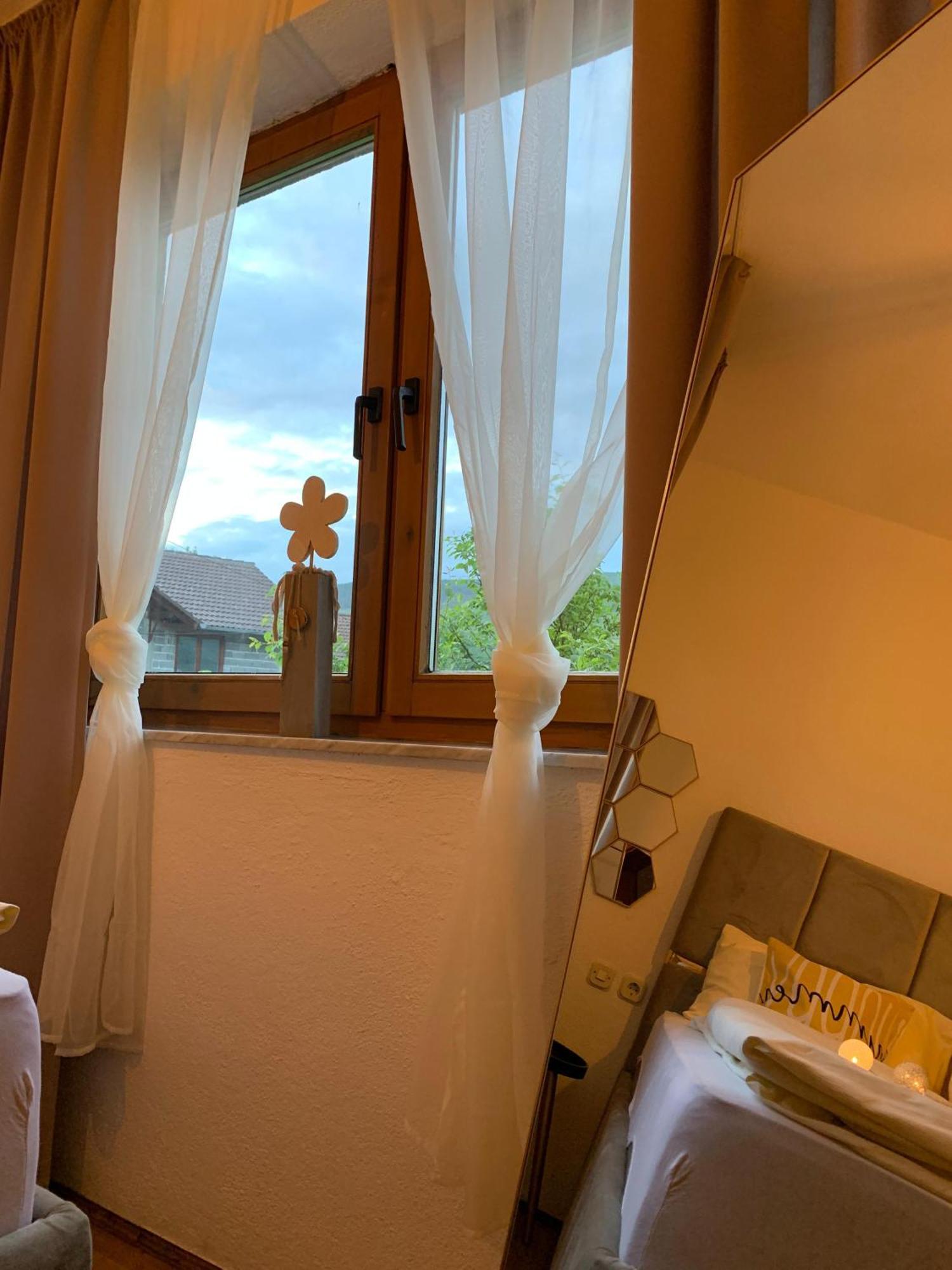 Apartman Lana Яйце Екстериор снимка