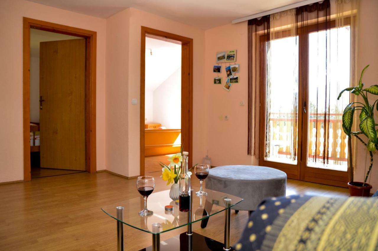 Apartman Lana Яйце Екстериор снимка